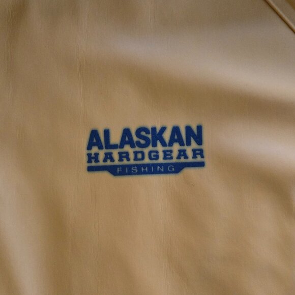 Men's Large Alaskan Hardgear rain slicker/fishing jacket - Picture 11 of 15